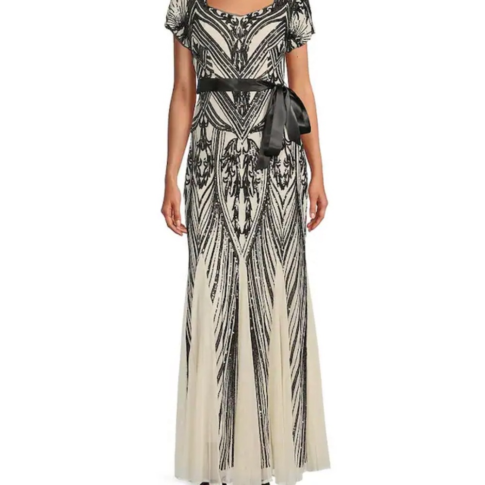 NWT R&M Richard’s 7385 Elegant Black and Cream Evening Gown 16